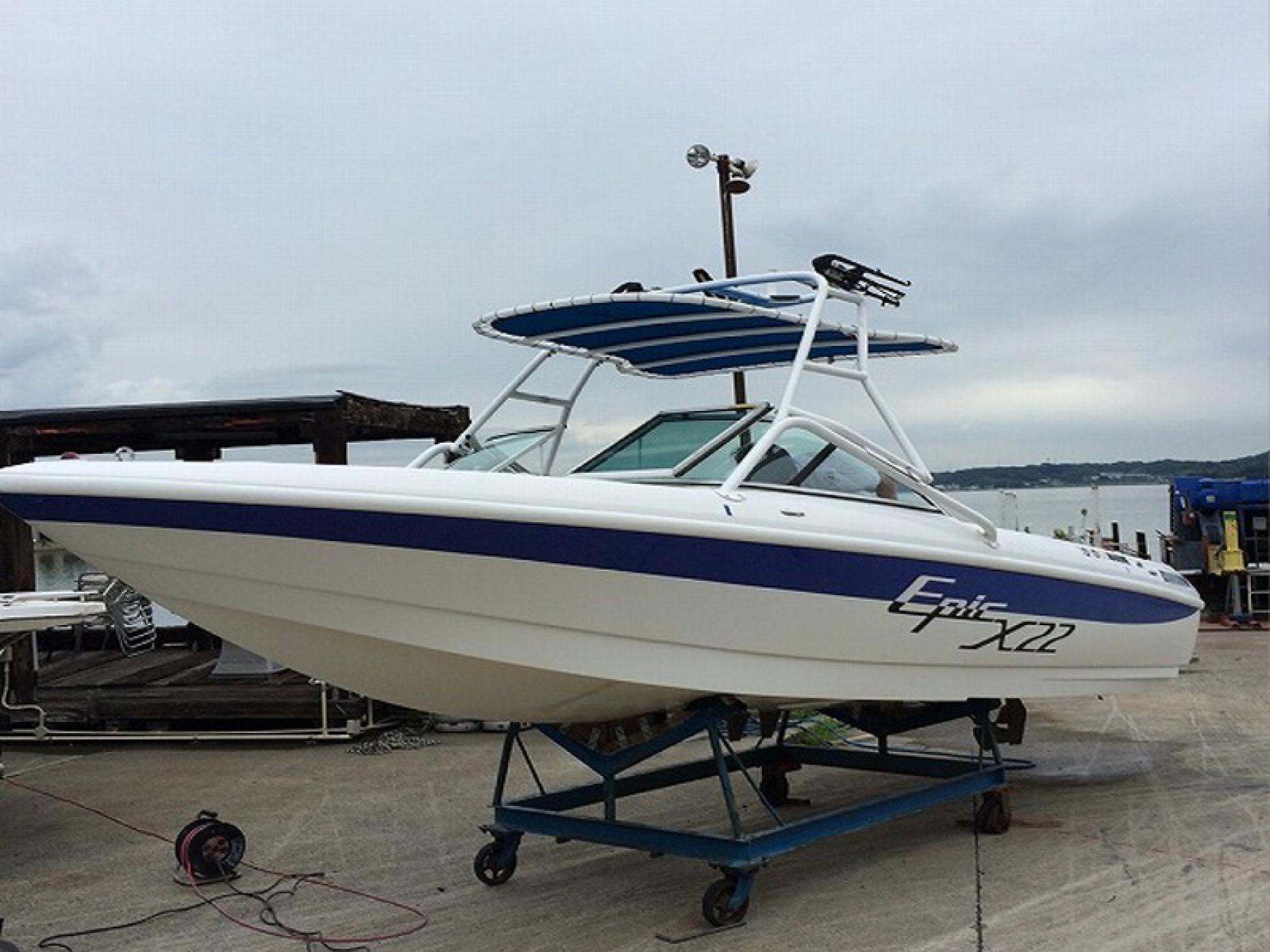 トヨタ EPIC  X22